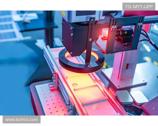 艾德森如何通过创新推动科技发展与社会变革的深远影响分析