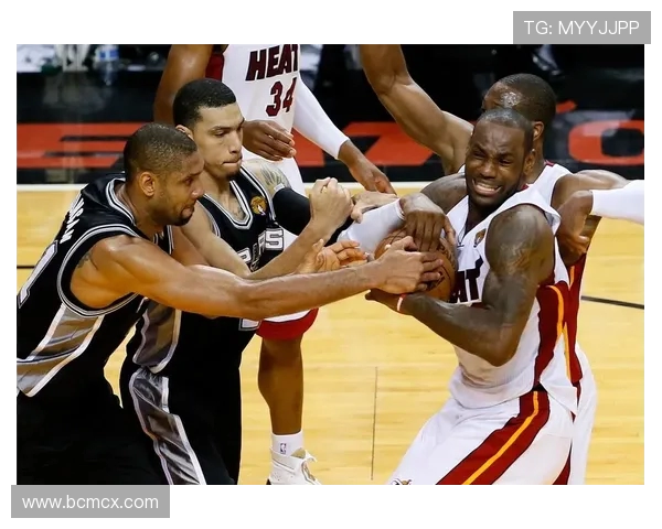 2013年NBA总决赛热火与马刺的巅峰对决与历史性时刻回顾